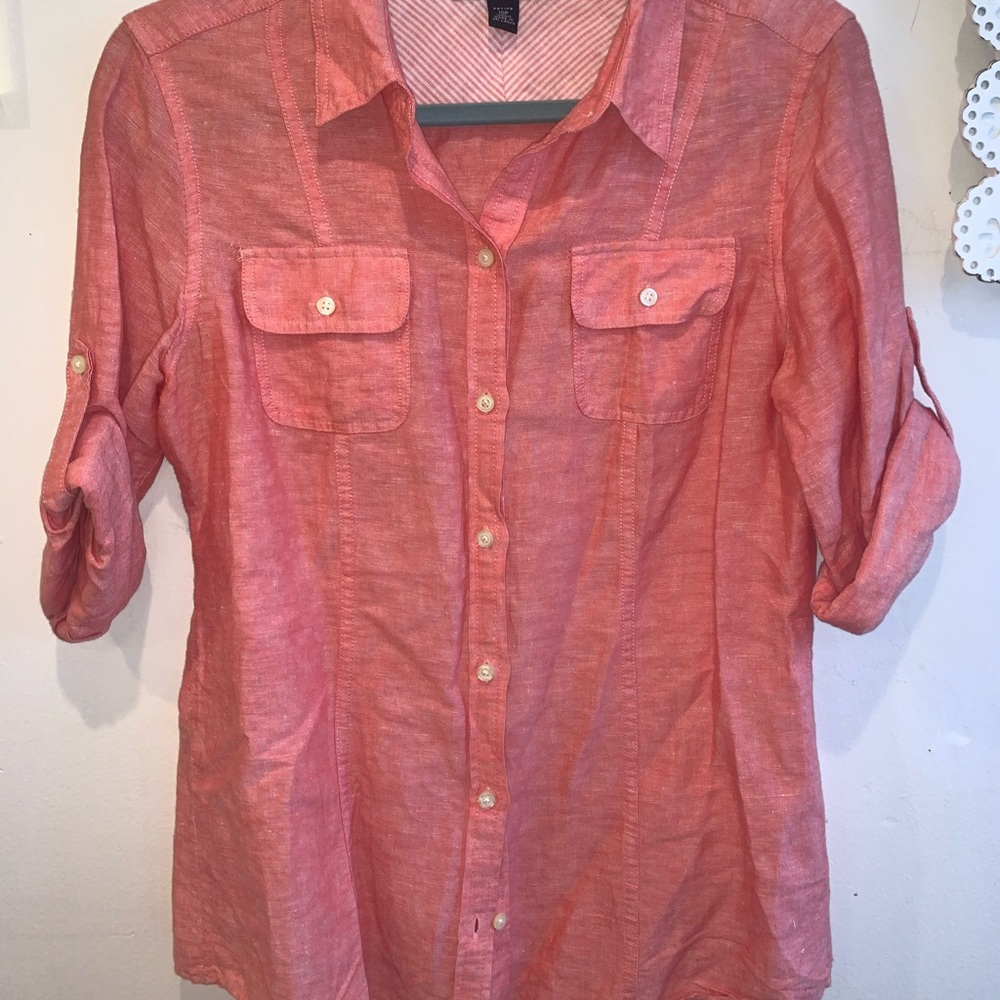 Banana Republic Women’s Woven Button Up